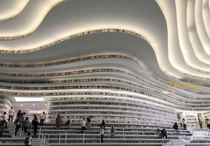 　天津这座“网红”图书馆刷屏了