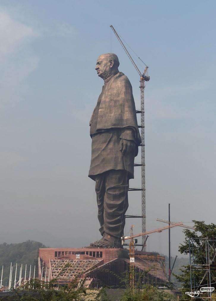印度下周将揭幕“世界最高雕塑”.jpg