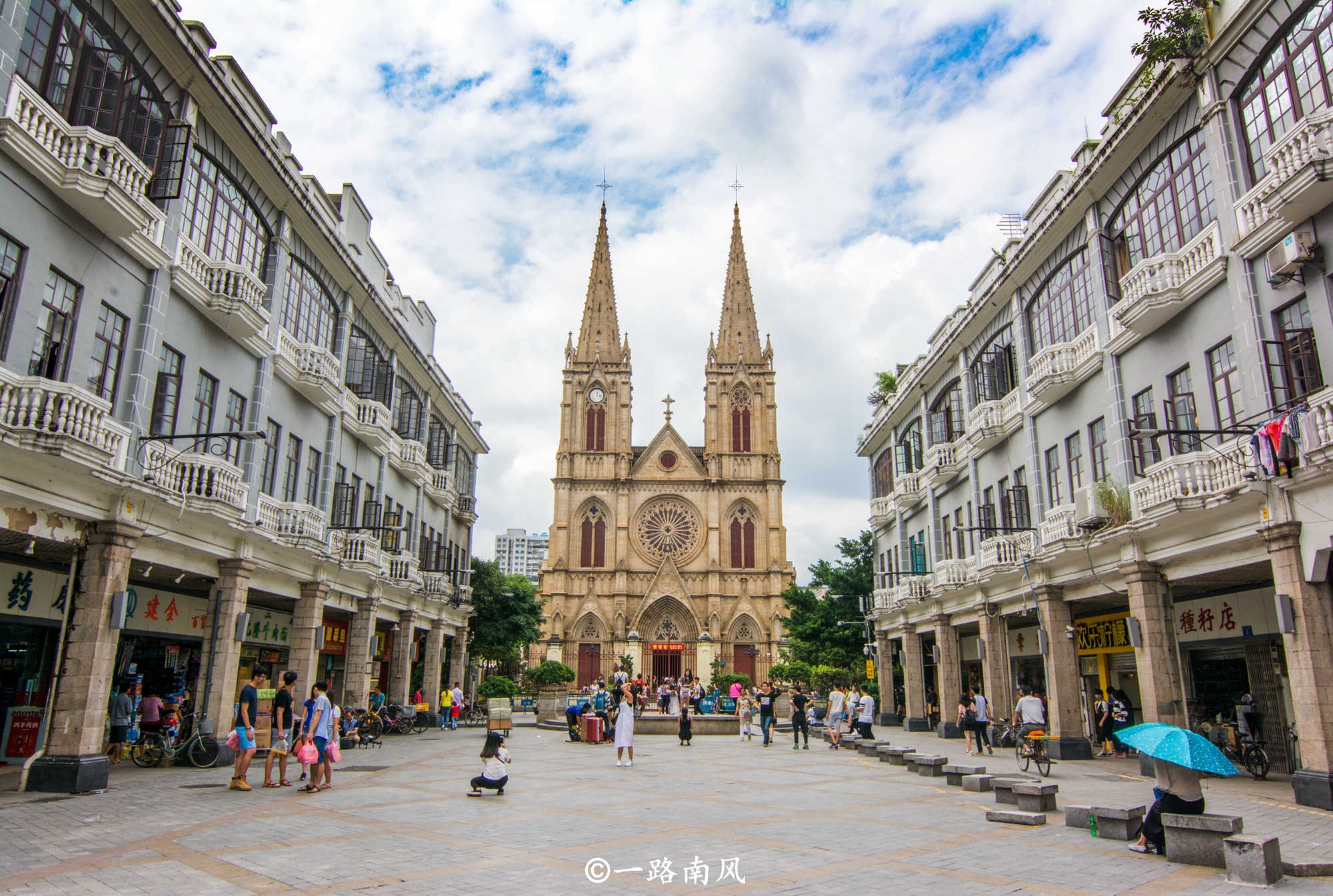 广州这座教堂与巴黎圣母院齐名，全身都是石头做的！