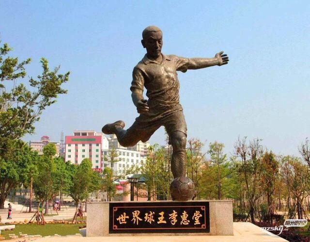 广东一个县，出过最长寿的帝王，有过世界级球王，竟是...